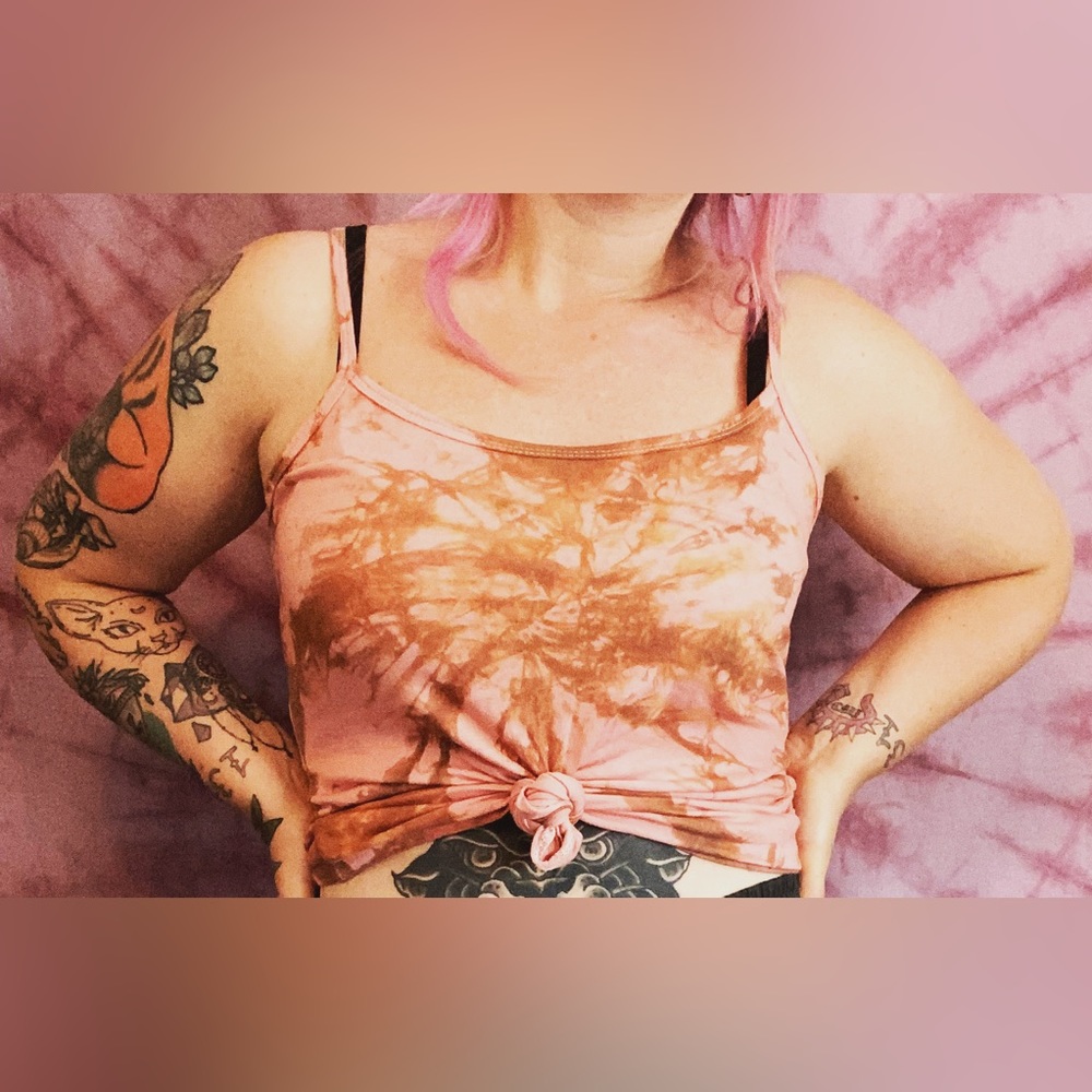 Hand dyed Tank, (full size length tank, knot cropped for the pic)